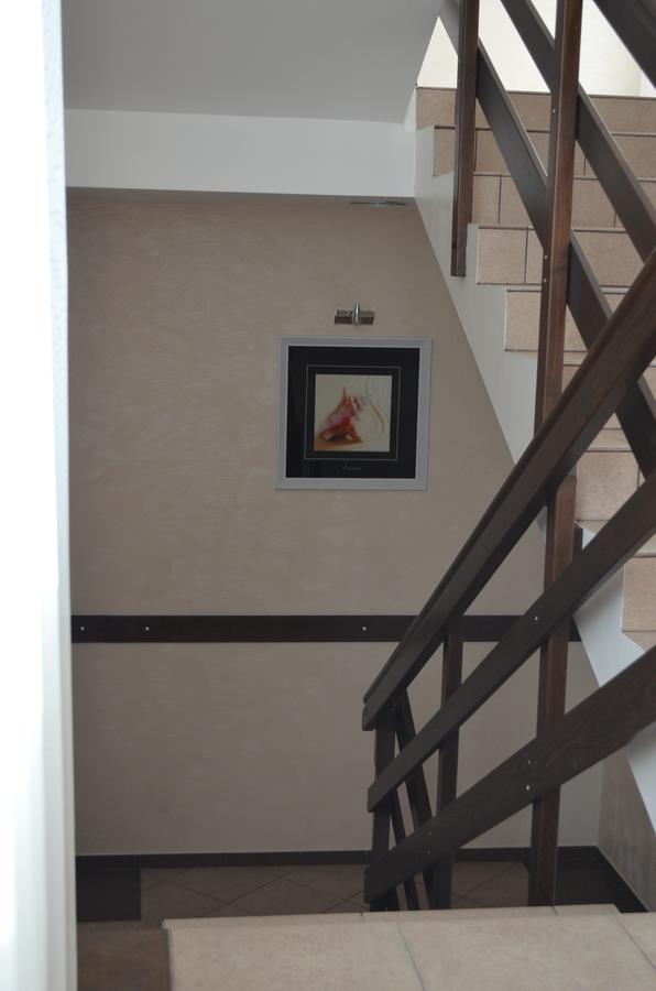 Viro Hotel Chornomorsk Exterior foto