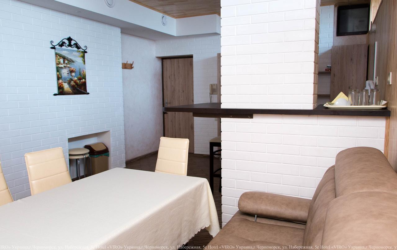 Viro Hotel Chornomorsk Exterior foto